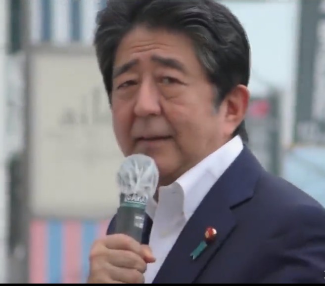 Muere exprimer ministro Shinzo Abe tras ser tiroteado en pleno discurso