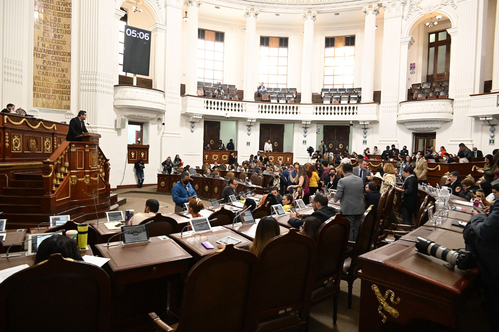 Eleva Congreso CDMX a rango constitucional el derecho a becas para niñas y niños inscritos en escuelas públicas