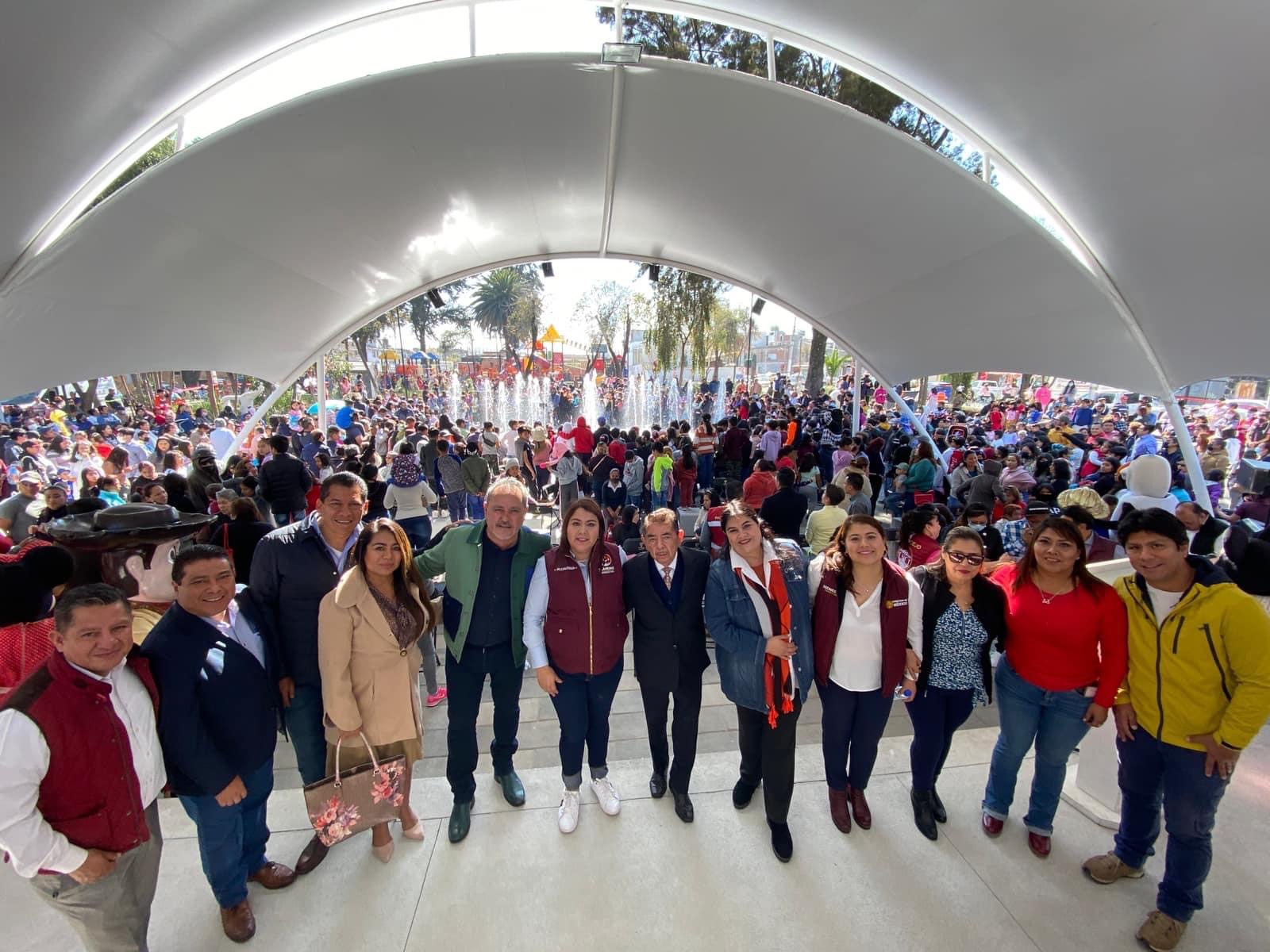 Inauguran Parque Infantil con fuente bailarina en Tláhuac