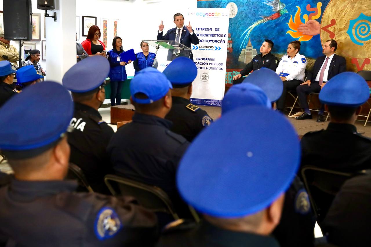 Capacitan en Derechos Humanos a policías de Escudo Coyoacán