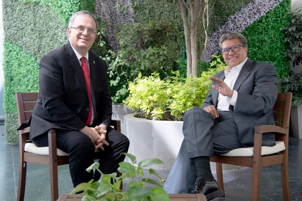 Marcelo Ebrard y Ricardo Monreal, se reúnen en el Senado