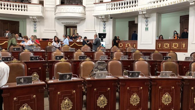 Panistas se ausentan y suspenden la sesión en el Congreso CDMX