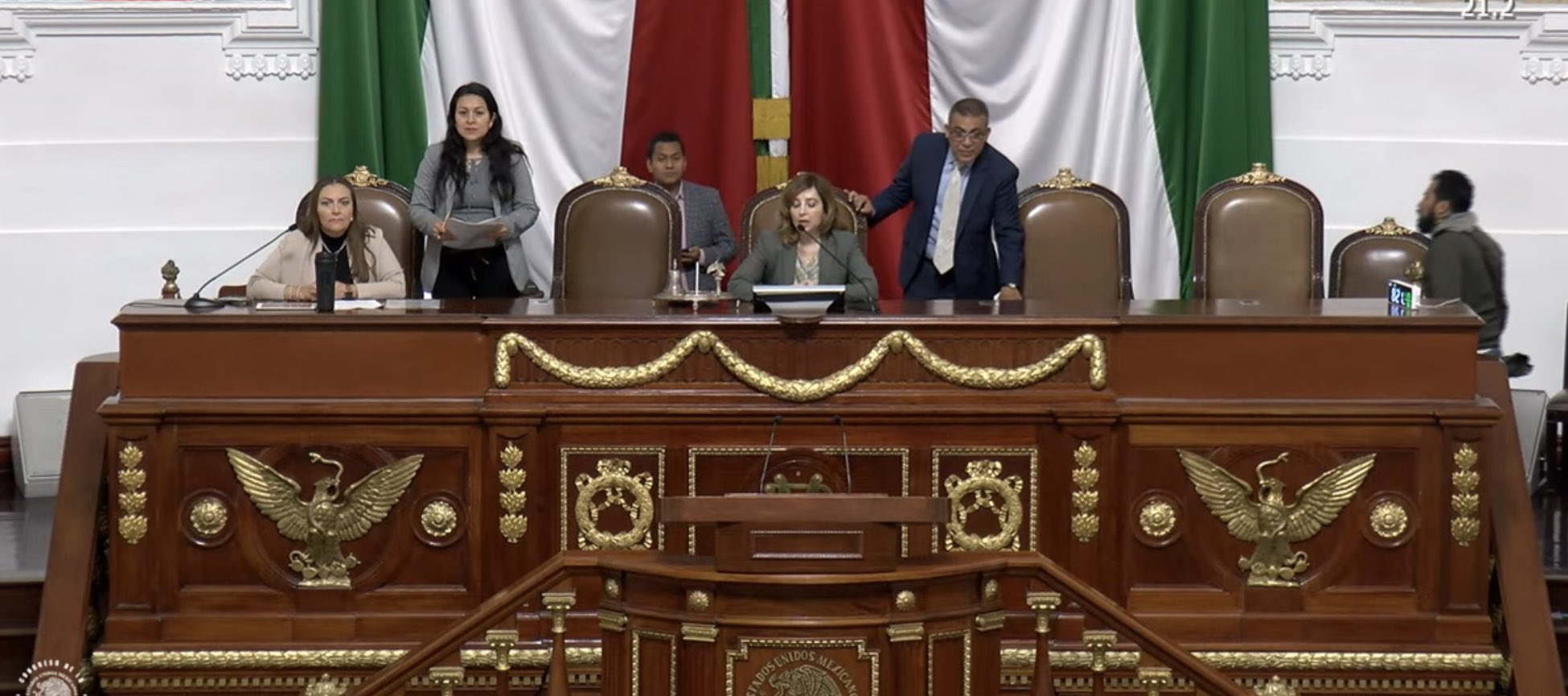 Legisladores de Morena descalifican resolución del TECDMX sobre licencia de Santiago Taboada 