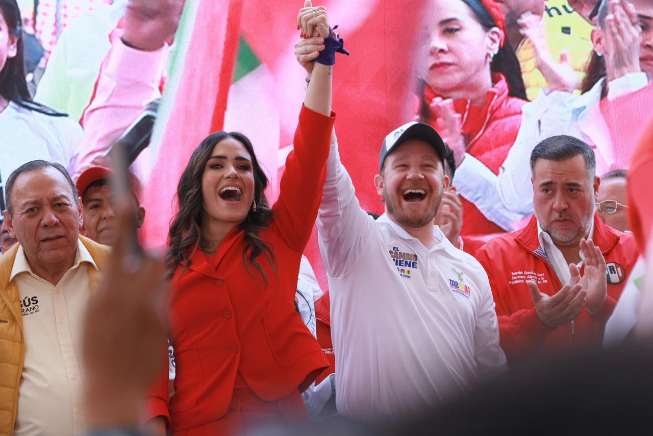 Santiago Taboada impulsa campaña de Alessandra Rojo en Cuauhtémoc