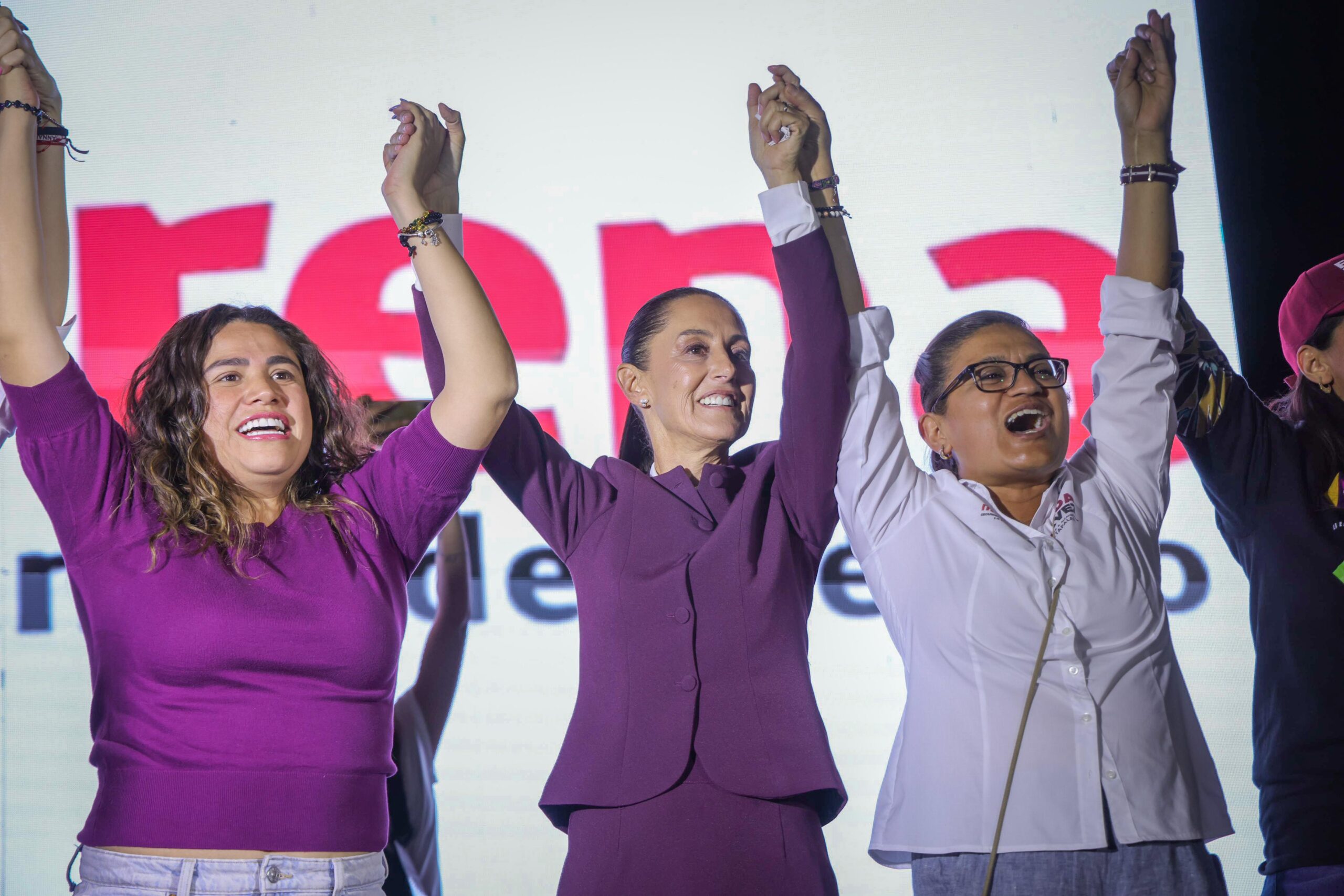 Aleida Alavez convoca a denunciar corrupción de la "PRIANdilla"